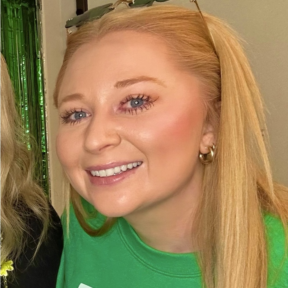 Meet your Posher, Amelia